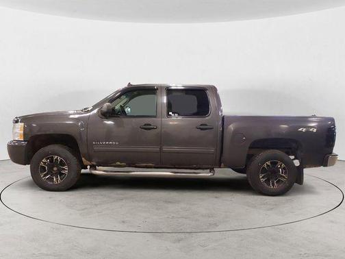 Gray Metallic 2010 Chevrolet Silverado 1500 LS