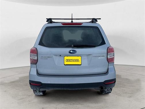 2015 Subaru Forester 2.5i