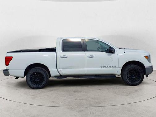 Glacier White 2019 Nissan Titan SV