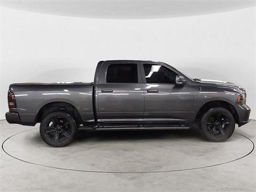 2018 RAM 1500 Night Crew Cab 4x4 5'7' Box