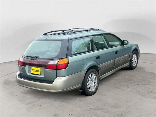 2003 Subaru Outback Base