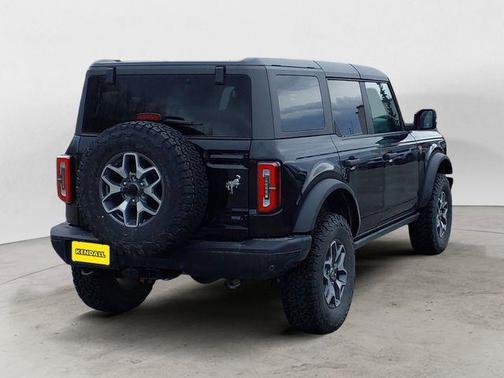 Shadow Black 2024 Ford Bronco Badlands