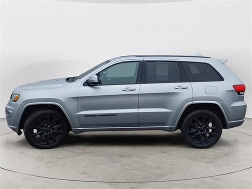 2017 Jeep Grand Cherokee Altitude