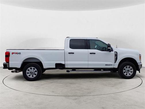 2024 Ford F-350 XLT