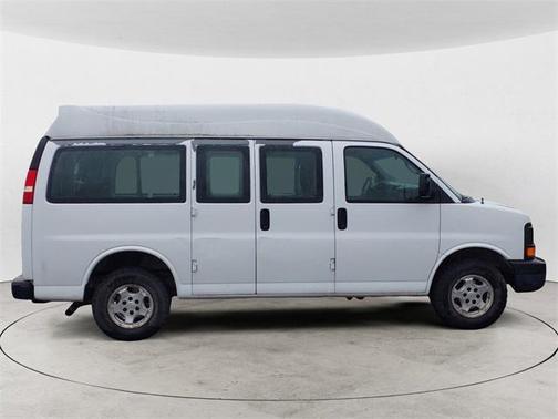 2007 Chevrolet Express 1500 Base