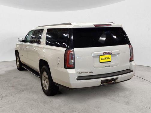 2019 GMC Yukon XL SLT