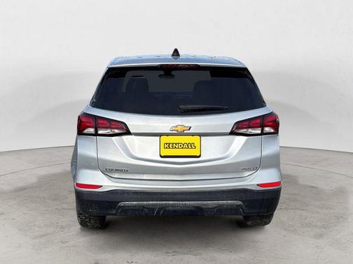 Silver Ice Metallic 2022 Chevrolet Equinox 1LT