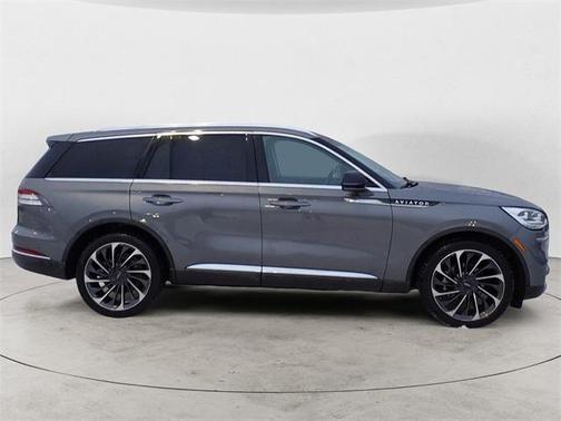 2023 Lincoln Aviator Reserve AWD