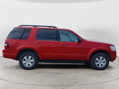 2010 Ford Explorer XLT