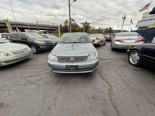 2003 Toyota Avalon XL