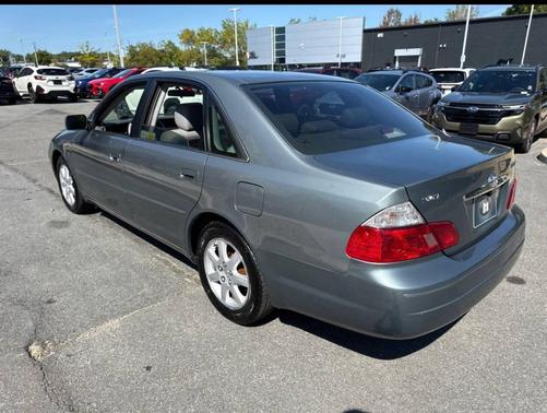 2003 Toyota Avalon XL
