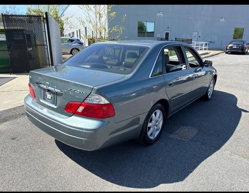 2003 Toyota Avalon XL