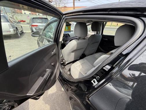 2012 Chevrolet Sonic 2LS