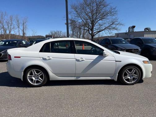 White 2007 Acura TL 3.2 w/Navigation