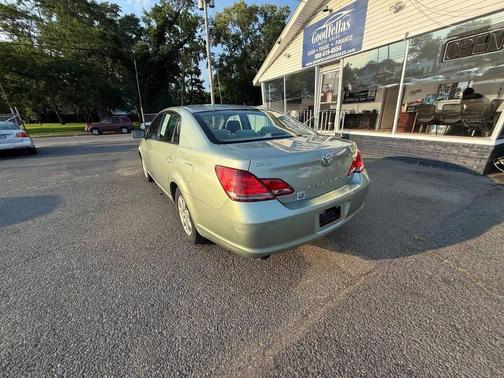 2006 Toyota Avalon XL