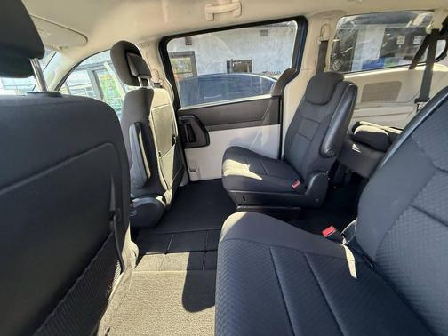 2010 Dodge Grand Caravan Hero