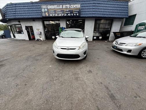 2011 Ford Fiesta SE 4dr Hatchback