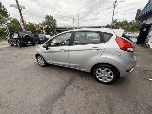 2011 Ford Fiesta SE 4dr Hatchback