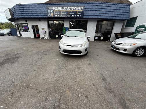 2011 Ford Fiesta SE 4dr Hatchback