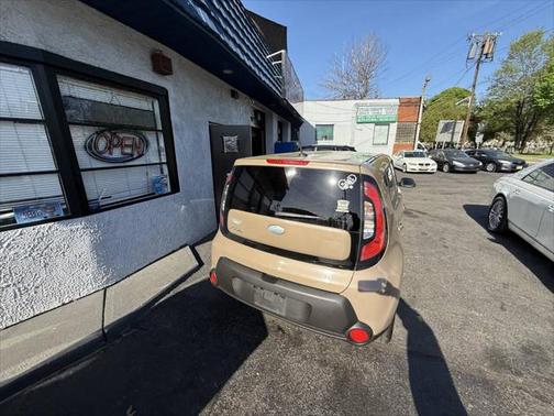 2014 Kia Soul Base