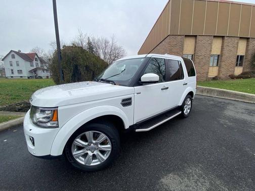 2016 Land Rover LR4 Base