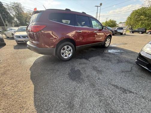 2011 Chevrolet Traverse LT