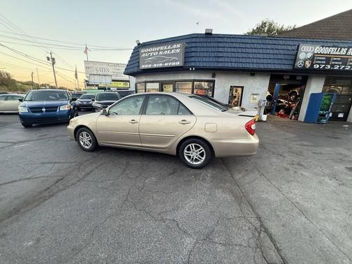 2003 Toyota Camry LE