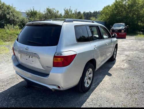 2010 Toyota Highlander SE