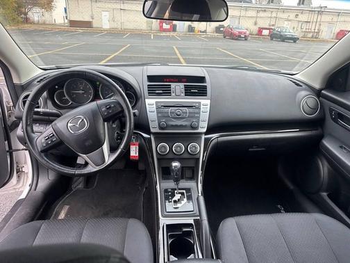 2012 Mazda Mazda6 i Touring