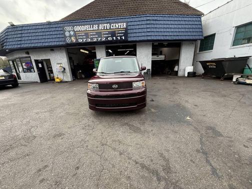 2006 Scion xB Base