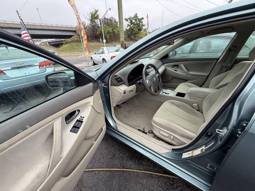 2009 Toyota Camry LE