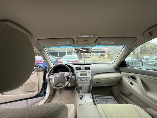 2009 Toyota Camry LE