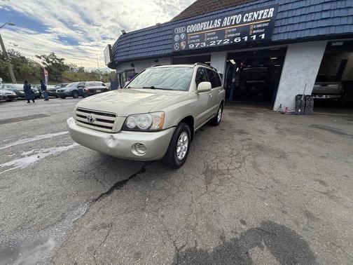 2002 Toyota Highlander Base