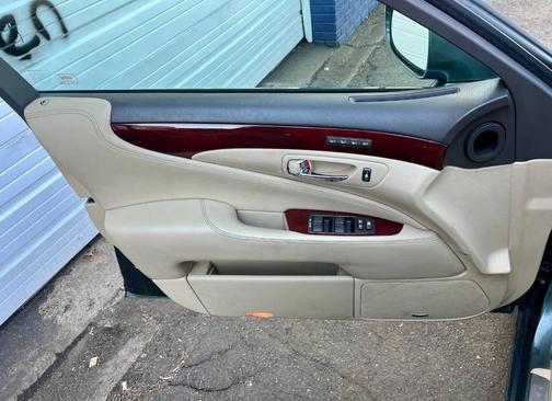 Teal 2008 Lexus LS 460 Base