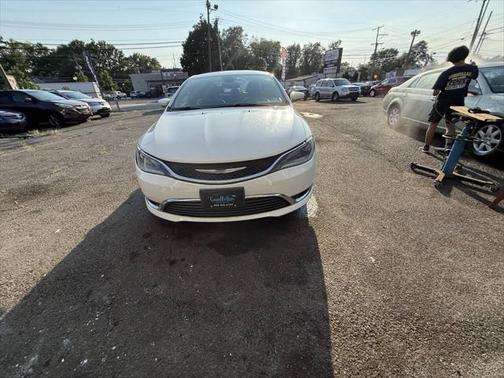 2015 Chrysler 200 C