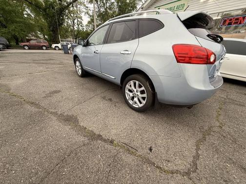 2011 Nissan Rogue SV