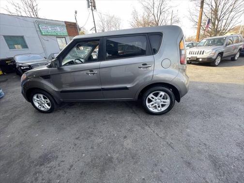2011 Kia Soul +