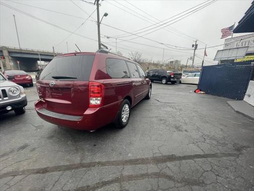 2012 Kia Sedona LX