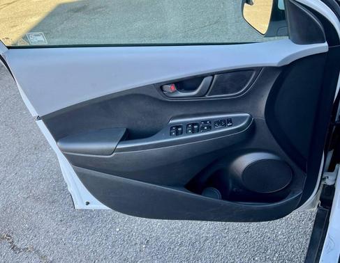 2018 Hyundai KONA SE AWD 4dr Crossover