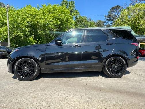Santorini Black 2018 Land Rover Discovery HSE LUXURY