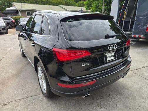 Brilliant Black 2017 Audi Q5 2.0T Premium