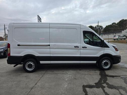 2023 Ford Transit-150 ROOF W/LWB
