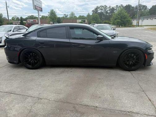 2017 Dodge Charger R/T