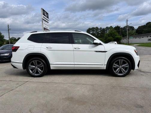 Pure White 2019 Volkswagen Atlas 3.6 V6 SE R-Line