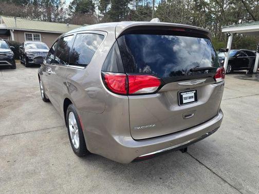 2018 Chrysler Pacifica Touring Plus
