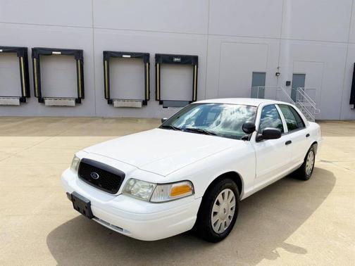 Vibrant White 2010 Ford Crown Victoria Police Interceptor