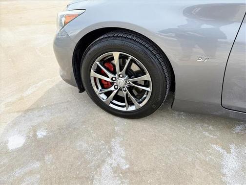 2015 INFINITI Q50 Premium