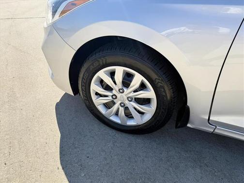 2019 Hyundai Accent SE