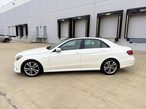 2016 Mercedes-Benz E-Class E 350 4MATIC AWD 4dr Sedan