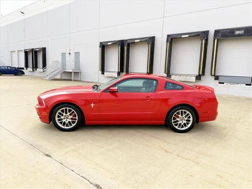 2014 Ford Mustang V6 Premium
